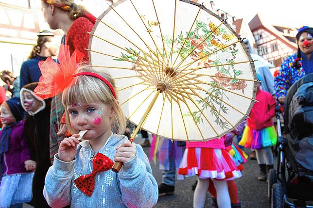 Bild 4: Am Schmotzigen Donnerstag wäre Kindergartenumzug in Überlingen: So schön könnte es auch dieses Jahr sein, wenn...