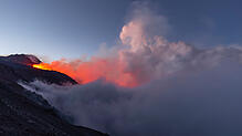 Bricht ein Vulkan aus, erwartet man Bilder wie dieses, als der Ätna auf Sizilien im Mai 2019 wieder aktiv geworden ist. Doch viele ...