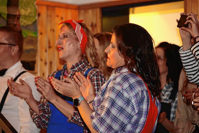 Bild 11: Zirkusfestival beim Sportlerball in Rietheim