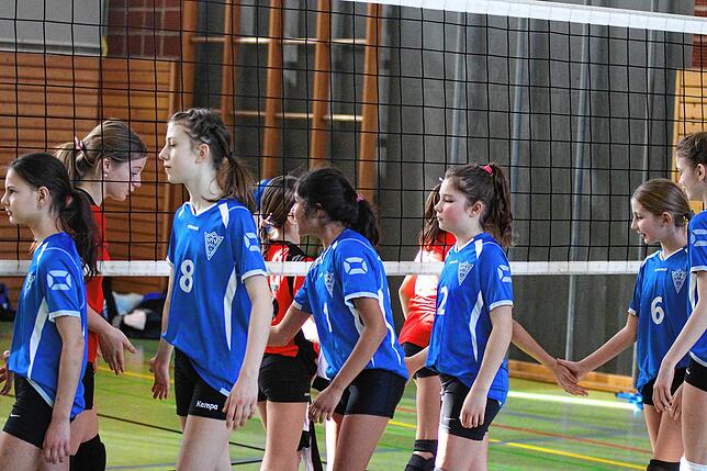Bild 10: U14-Volleyballerinnen qualifizieren sich für baden-württembergische Meisterschaften