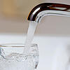 Die Preise für Trinkwasser unterscheiden sich von Kommune zu Kommune – und das teils sehr deutlich.