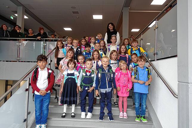 14 Mädchen und zwölf Jungen wurden im Bildungszentrum Bonndorf, Außenstelle Gündelwangen, Klasse 1b, eingeschult. Lehrerin ist Melanie ...