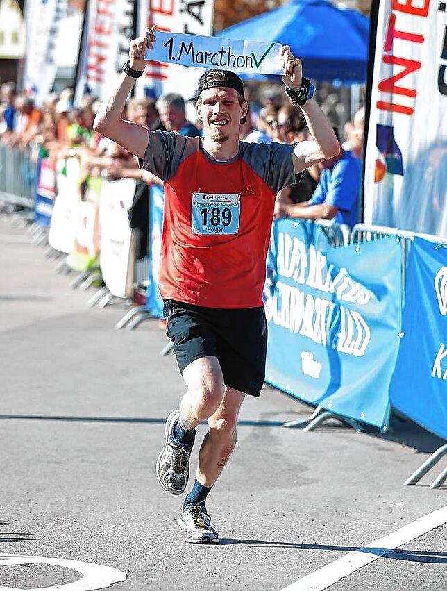 Darauf darf er stolz sein: Dieser Läufer ist 2018 seinen ersten Marathon in Bräunlingen gelaufen.