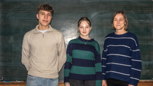 Der Musikverein Gurtweil hat drei neue Mitglieder (von links): Constantin Lieckfeldt, Johanna und Sandra Emmerich. Bild: Berthold Genswein