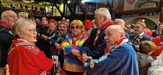 Bild 9: Bad Dürrheim ist beim Narrenzunftball im Fasnetsrausch