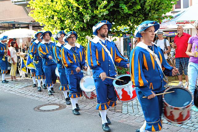 Bunt, vielfältig, spannend, interessant und sehr abwechslungsreich für alle Sinne ist das Löffinger Städtlefest