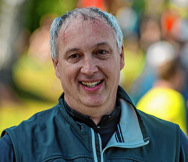 Mister Schluchsee: Hartwig Potthin, langjähriger Organisator des Schluchseelaufs, hat sich bei der LG Hohenfels aus dieser Position ...