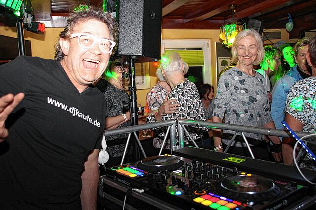 Bild 25: Die schönsten Bilder von „Meßkirch tanzt“: Ein unvergesslicher Partynacht-Moment