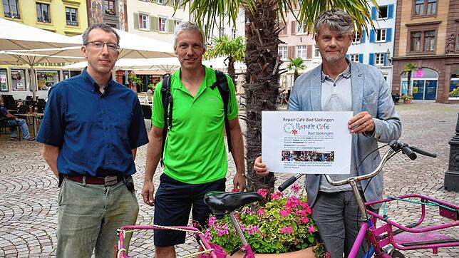 Auch manches Fahrrad wurde im Repair-Café Bad Säckingen unter der Leitung von Alexander Benkstein, Christian Rytka und Stefan Meier (von ...