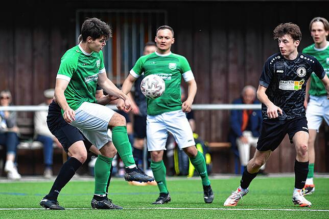 Bild 10: Der FC Tannheim schlägt den FC Bräunlingen mit 3:1 – wir haben die Fotos!