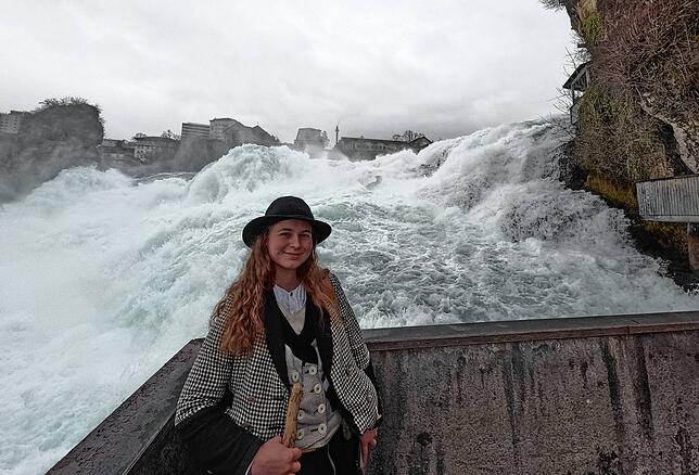 Beim Besuch am Rheinfall in Schaffhausen darf ein Selbstportrait nicht fehlen.