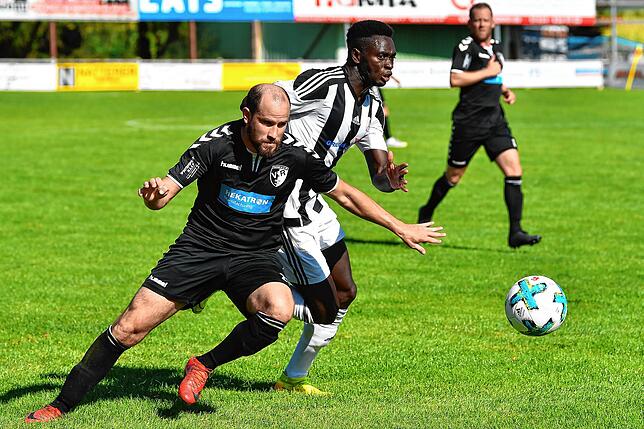 Bild 13: SV 08 Laufenburg startet mit Niederlage bei Titelfavorit VfR Hausen &ndash; und wir haben Bilder!