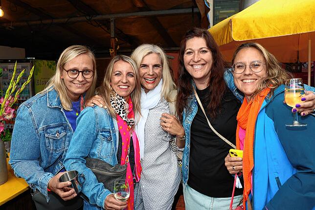 Bild 5: So stimmungsvoll war der Auftakt beim Konstanzer Weinfest 2025 – mit Bildern vom Fest