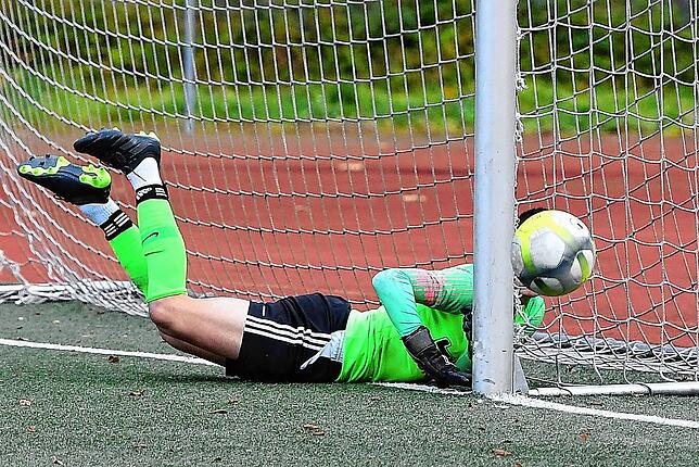 Bild 30: Keine Tore beim Spiel des FC Schönau gegen den SV Buch &ndash; aber viele Bilder!