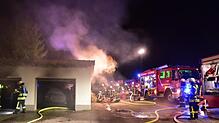 Bild : Garagenbrand in St. Georgen - Brandursache noch unklar