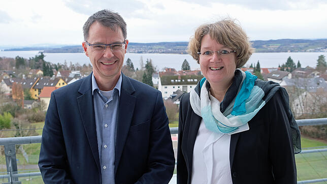 Seit vergangenem Oktober ist Thomas Menter neuer Geschäftsführer am Helios Spital Überlingen. Mit Pflegedirektorin Daniela Klesel hat er ...