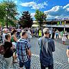 Groß war das Interesse der Gottmadinger am Dorfgespräch, zu dem Bürgermeister Michael Klinger (Mitte rechts) eingeladen hatte. Monika ...