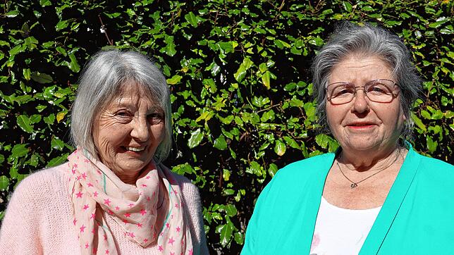 „Der Mensch braucht den Menschen“, sind sich Renate Geiger (links) und Hildegard Sasse sicher. Ihr Besuchsprojekt gegen Einsamkeit heißt ...