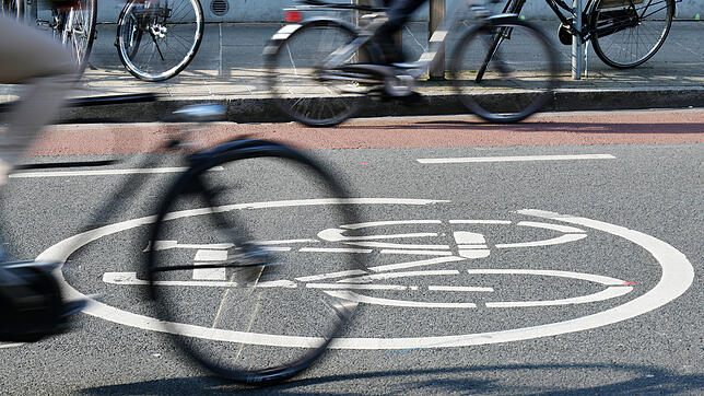 Fahrradweg, Schutzstreifen und Co. Wie steht es um die Sicherheit der Fahrradfahrer in Überlingen?