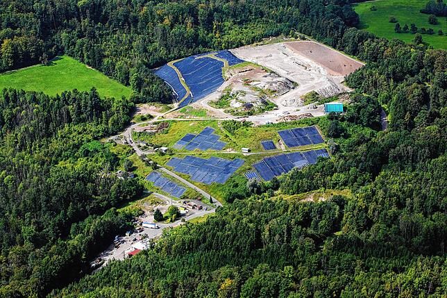 Auf der Mülldeponie Lachengraben produziert der Landkreis Waldshut selbst Sonnenstrom.