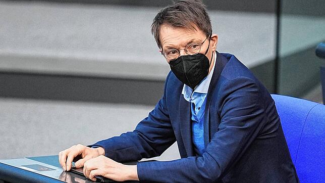Karl Lauterbach (SPD), Bundesminister für Gesundheit, während der Debatte zum Infektionsschutzgesetz im Bundestag. Bild: dpa