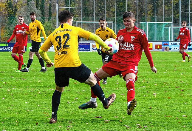 Bild 10: Die besten Bilder von der Landesligapartie zwischen dem FC Überlingen und dem FC Gutmadingen