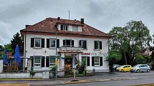 Eine Hotelkette hat Interesse bekundet, auf dem Gelände des früheren Gasthauses Linde ein Hotel zu bauen. Die alten Gebäude müssten ...