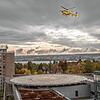 Ein Rettungshubschrauber über dem Konstanzer Klinikum: Die finanzielle Lage im Gesundheitsverbund des Landkreises ist besorgniserregend, ...