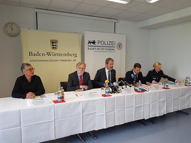 Pressekonferenz von Polizei und Staatsanwaltschaft in Freiburg.