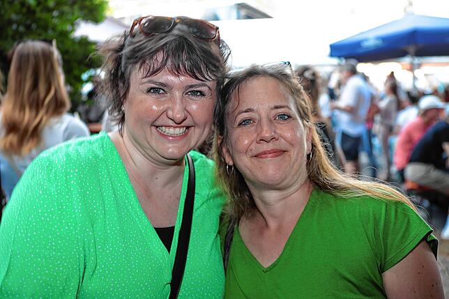 Bild 20: Bilder vom Weinfest Konstanz 2024: Feiern auf dem Stephansplatz