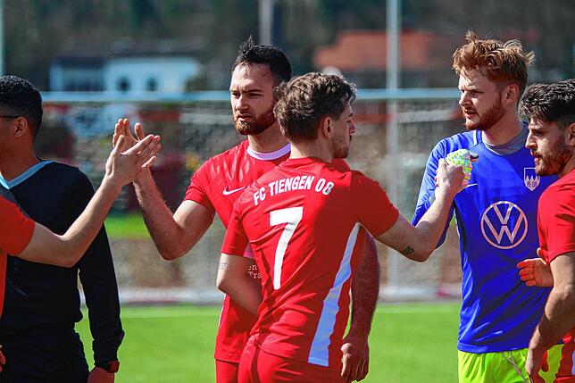 Bild 4: FC Tiengen 08 spielt 3:3 nach 0:3 gegen den SC Wyhl – und wir haben Fotos!