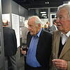 Josef Menhard (links) und Willi Schacher haben bei Karl Maybach technischer Zeichner gelernt und ihn ins französische Vernon begleitet. ...