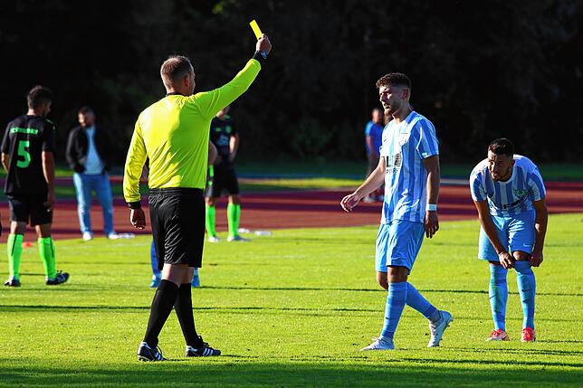Bild 9: Die besten Bilder der Partie zwischen Anadolu und Steißlingen
