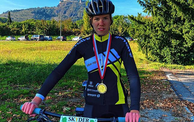 Siegreich: Schnellste über die Mitteldistanz war in Singen U19-Juniorin Silja Senn (Team Bike Service Partner), die die 49 Kilometer ...