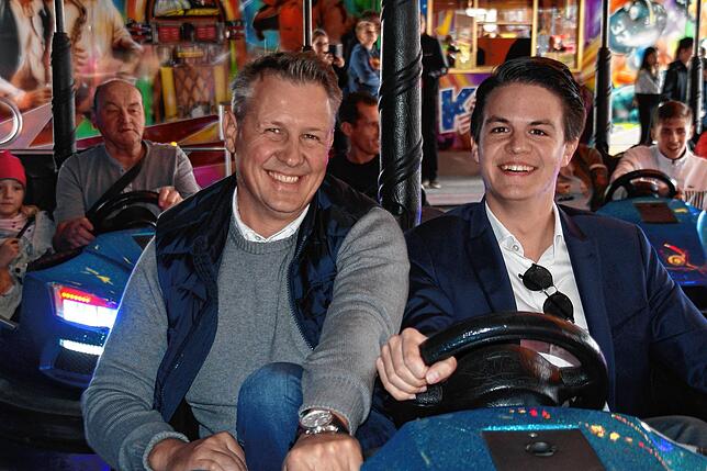 Für Marian Schreier (rechts) wird es der letzte Schätzele-Markt als Bürgermeister von Tengen sein. Das Bild stammte aus dem Jahr 2019.