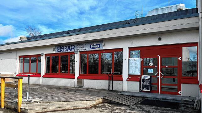 Im Sommer soll auch die Terrasse bewirtschaftet werden.