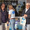 Die Vorstände Peter Binninger und Dörte Röhm sowie Ortsvorsteher Roger Tscheulin freuen sich darüber, dass der Dorfladen gut ankommt.