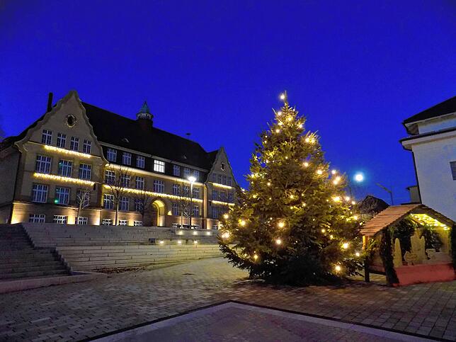 Die Weihnachtsbeleuchtung in Murg im Landkreis Waldshut.