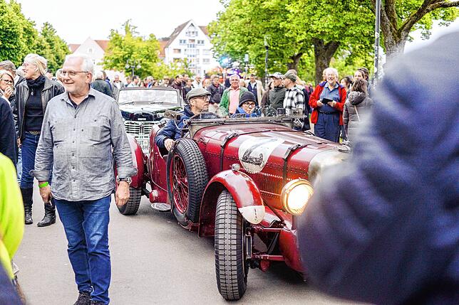 Bild 34: Oldtimerparade in Friedrichshafen lockt zahlreiche Zuschauer – exklusive Bilder!