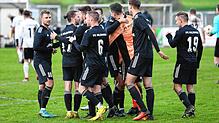 Hilzinger Jubel nach einem unerwarteten 1:0-Auswärtssieg in Mühlhausen.