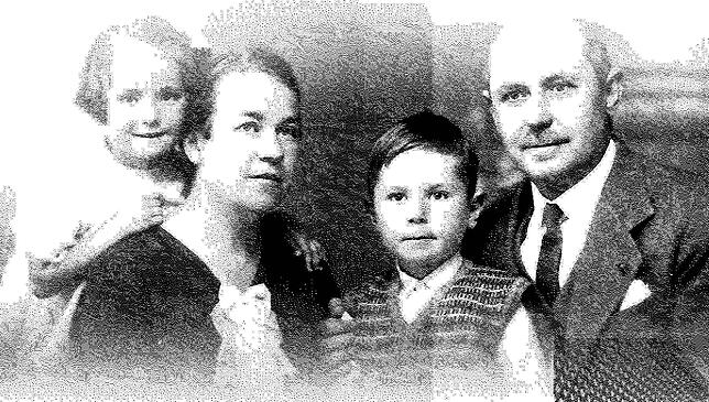 Gisela, Paula, Siegfried und Friedrich Kuebler (von links) 1934 in Jerusalem. Foto: Familie Kuebler