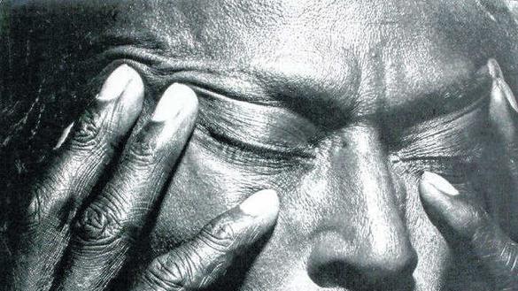 Plattencover von Miles Davis: &#8222;Tutu&#8220; (1986). Das Foto schoss Irving Penn.