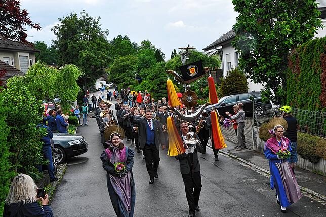 Bild 32: Die schönsten Bilder vom Pfingstmusikfest Jubiläumszug in Leimbach