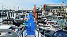 Der Hafen ist das Alleinstellungsmerkmal der Interboot als Wassersportmesse in Deutschland. Das Angebot 2022 an nur einem Steg jedoch ...