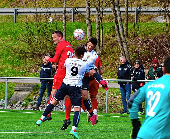 Bild 29: SV Jestetten siegt nach Strafstoß-Festival mit 4:0 beim FC Schlüchttal &ndash; und wir haben Bilder!