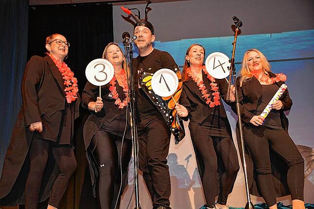 Bild 11: Allerlei der Schnabelgierezunft Meersburg: Das sind die schönsten Bilder vom Freitagabend!