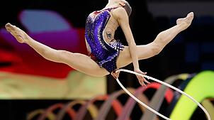 Überrascht mit Bronze mit dem Reifen: Anastasia Simakova.