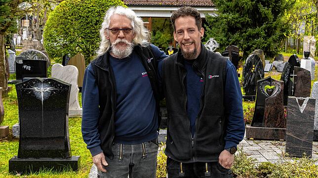 Vater Matthias Schmiechen (links) mit seinem Sohn Till.