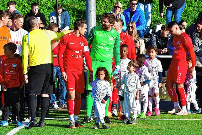 Bild 1: SG FC Wehr/Brennet besiegt den SV Jestetten mit 3:0 – und wir haben Bilder!
