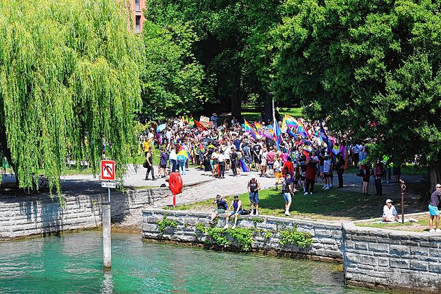 Bild 4: Der CSD Konstanz feiert 20. Geburtstag mit einer Pride-Parade durch die Stadt